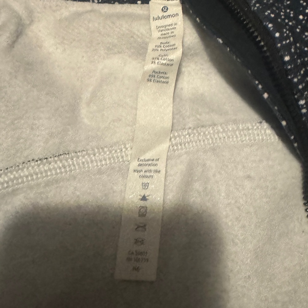 2 Lululemon full zip scuba jacket - Picture 2 of 11